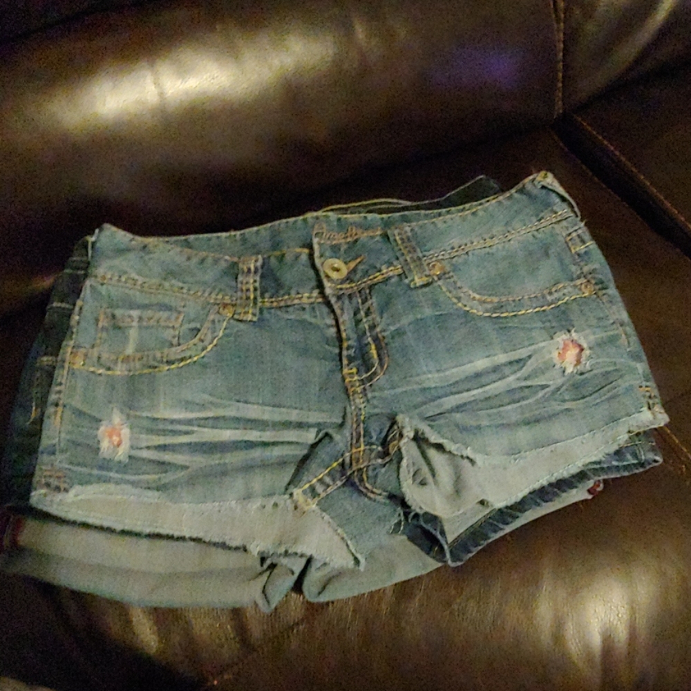 Amethyst Shorts Size 9